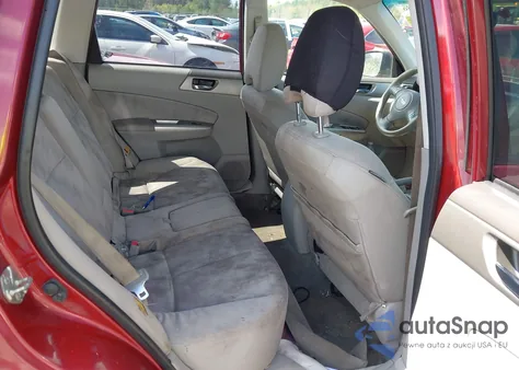 2010 Subaru Forester 2.5X Premium из США, поврежденный, VIN JF2SH6CC1AH780332